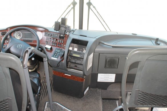 2011 Setra Coach S 417 Motorcoach for Sale in San Francisco, CA - Photo 3
