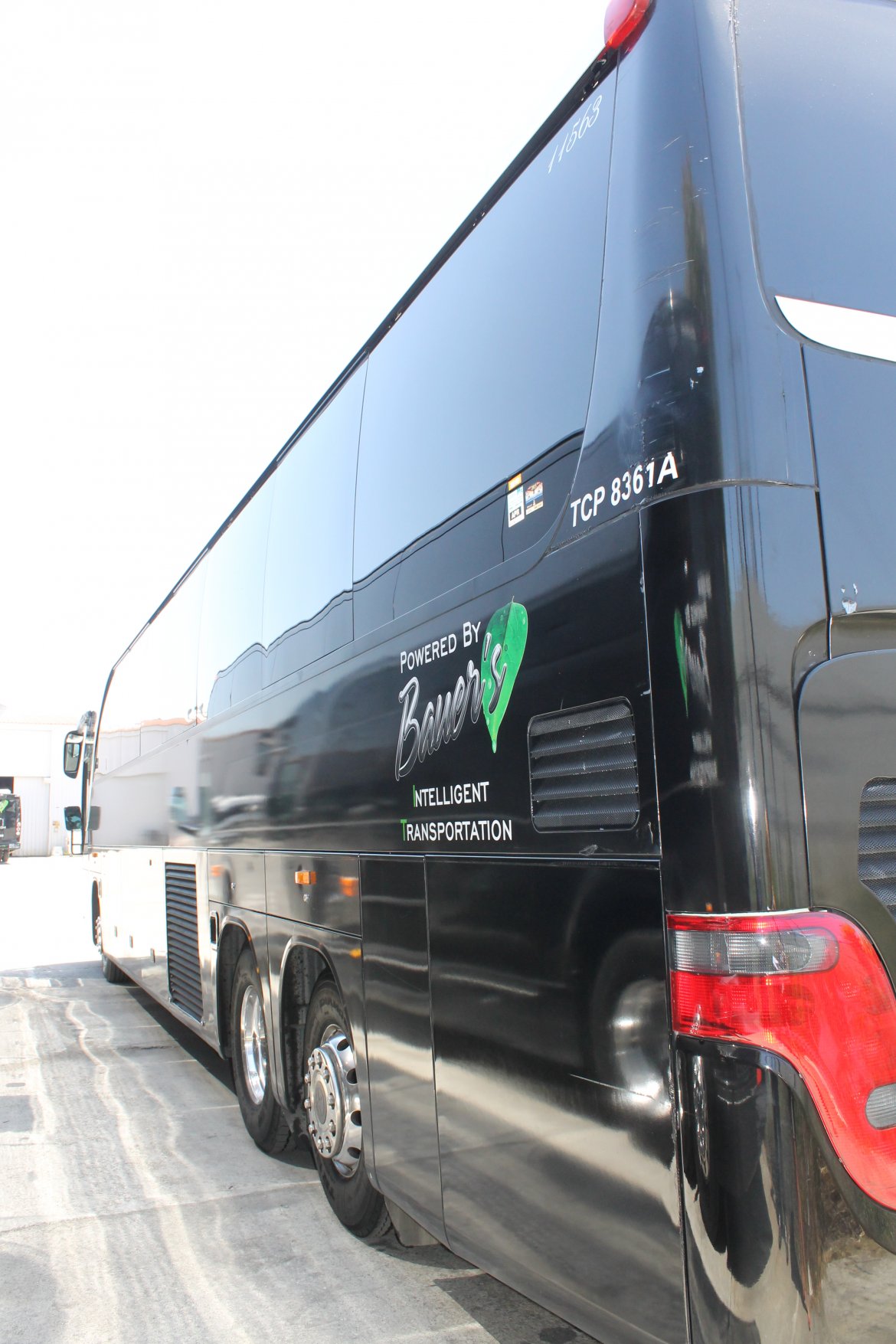 Motorcoach for Sale in San Francisco, CA - Photo 9