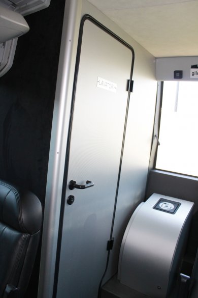 2011 Mercedes Benz Setra Coach S 417 Motorcoach - Motorcoach for Sale in San Francisco, CA - Photo 24