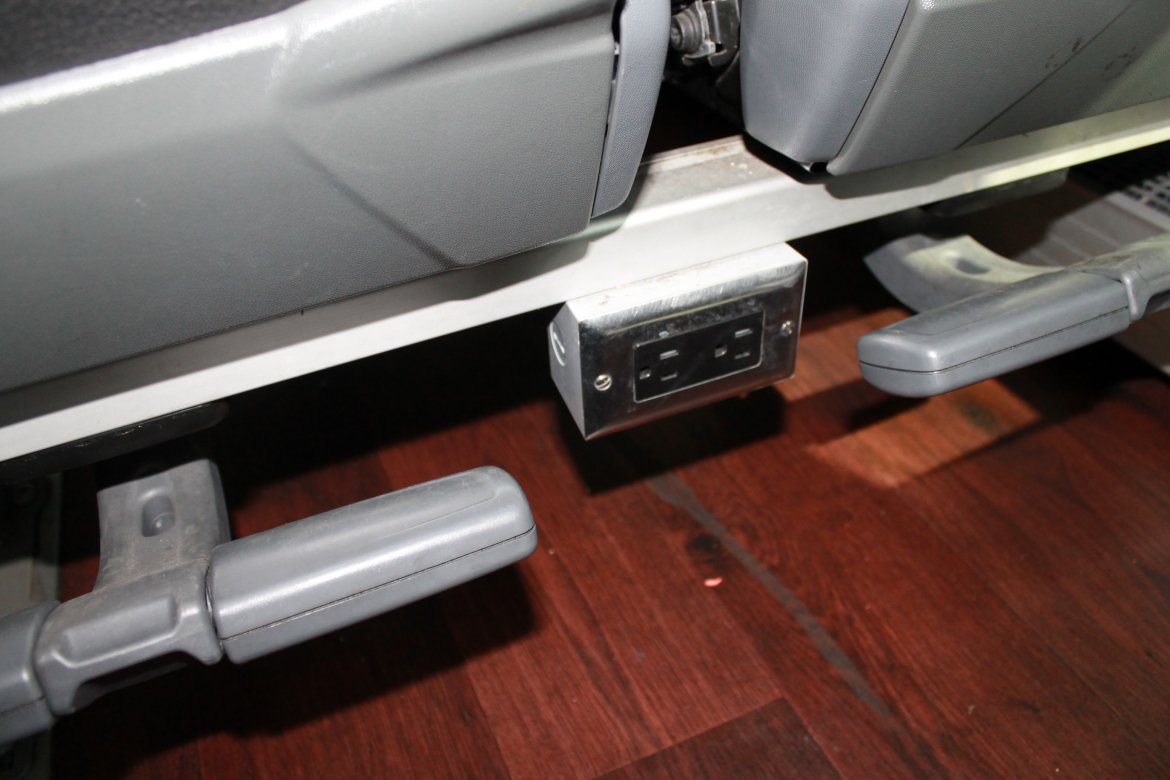 Motorcoach for Sale in San Francisco, CA - Photo 13