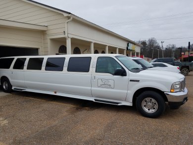 2004 Ford EXCURSION Limousine for Sale in BATESVILLE, MS