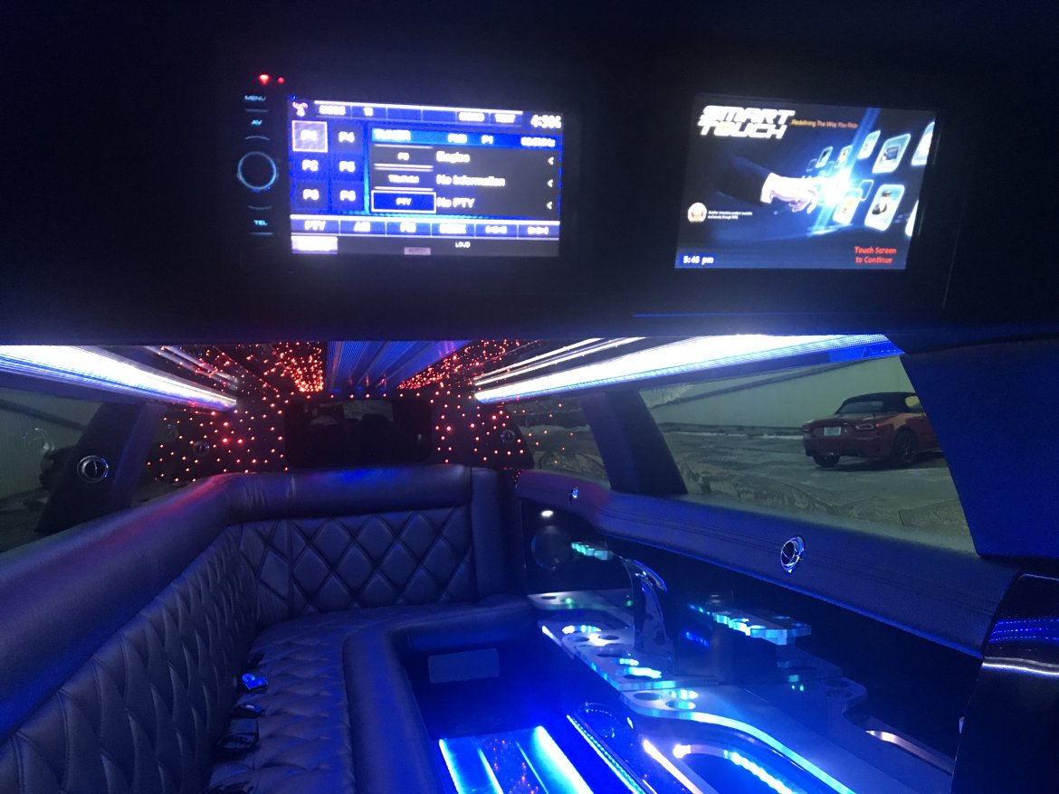 Limousine for Sale in Springfield, MO - Photo 16