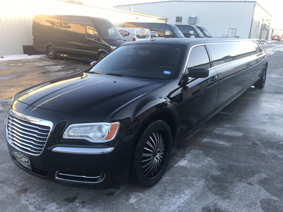 Limousine for Sale in Springfield, MO - Photo 20