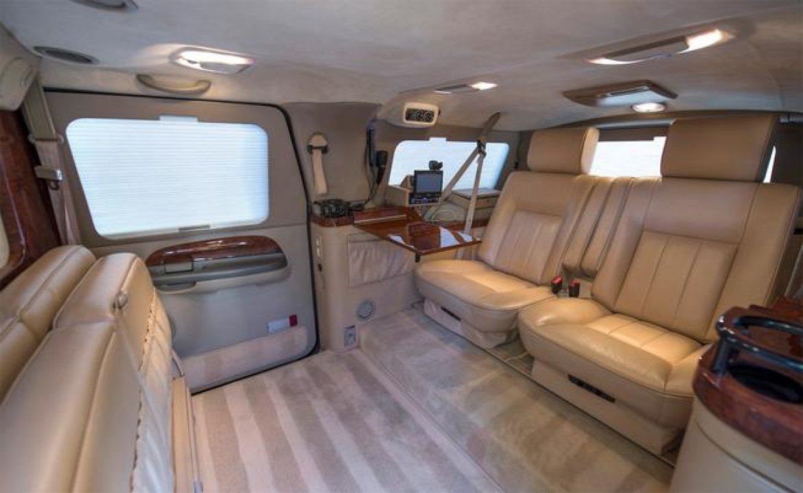 CEO SUV Mobile Office for Sale in Riverside, CA - Photo 2
