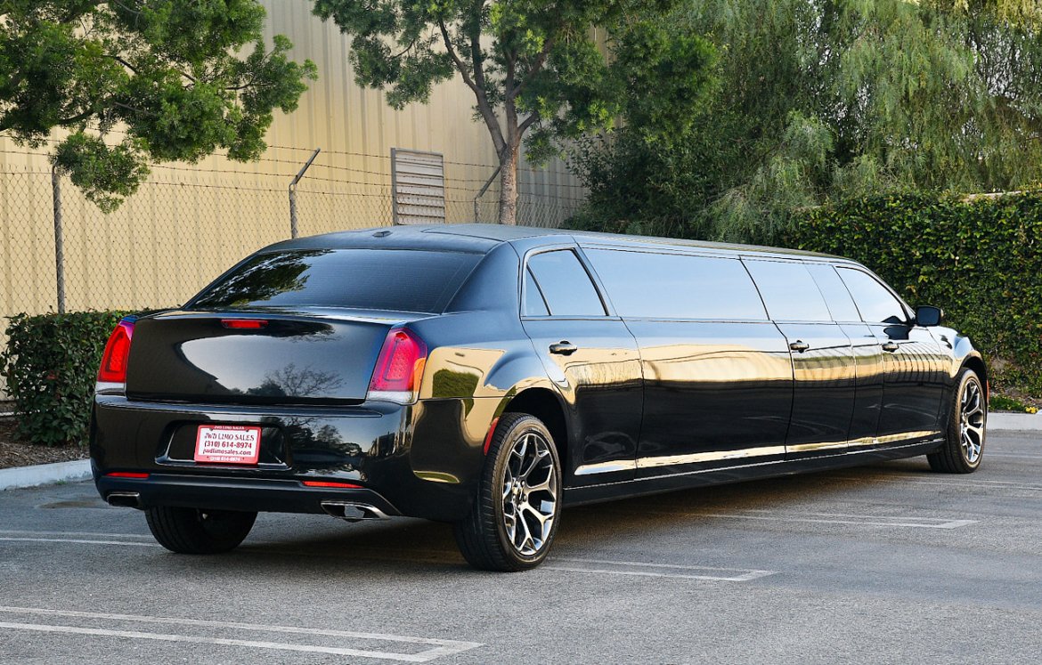 Limousine for Sale in Fontana, CA - Photo 4