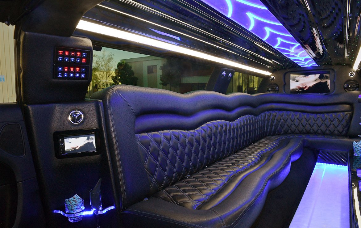 Limousine for Sale in Fontana, CA - Photo 9