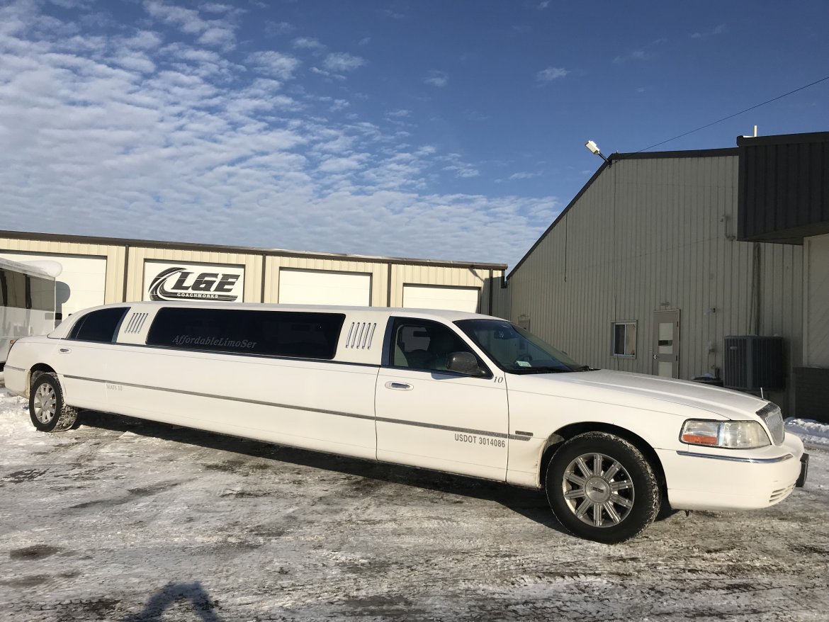 Limousine for Sale in NORTH EAST, PA - Photo 3