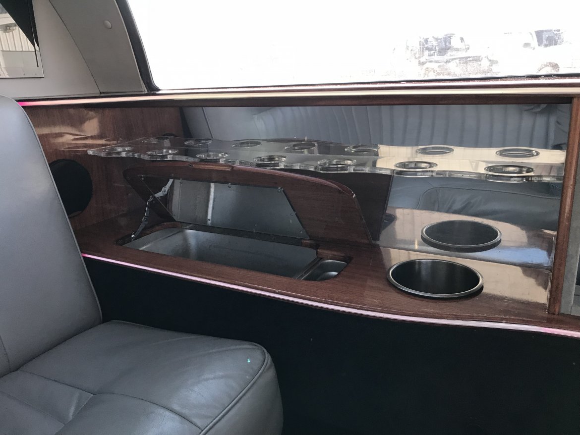 Limousine for Sale in NORTH EAST, PA - Photo 7