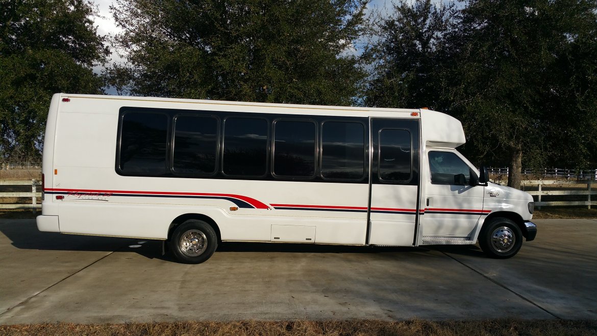 Limo Bus for Sale in Houston, TX - Photo 5