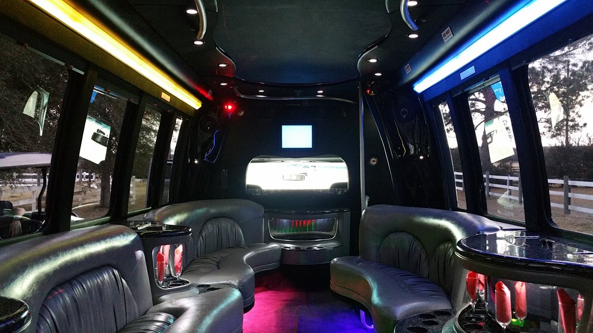 Limo Bus for Sale in Houston, TX - Photo 16