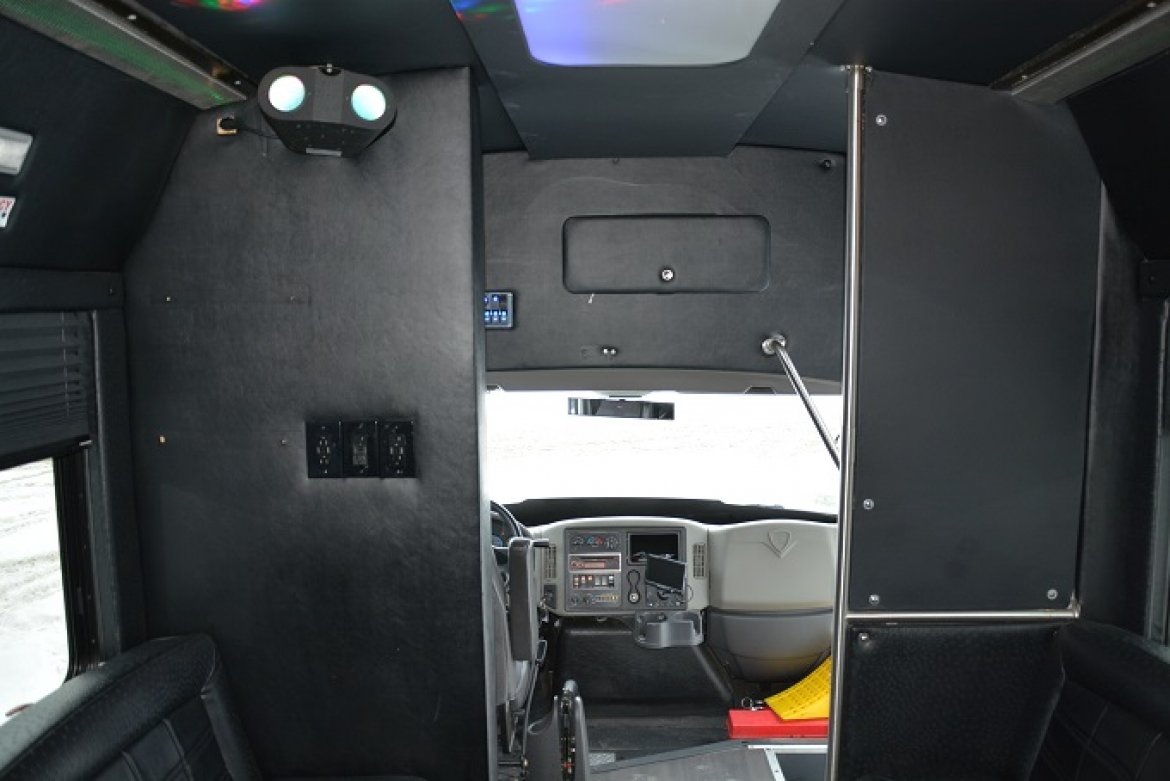 Limo Bus for Sale in North East, PA - Photo 15