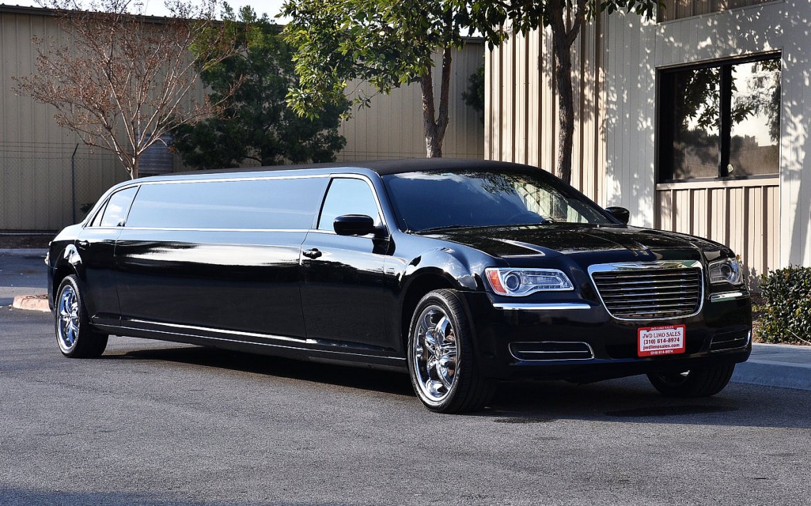 Limousine for Sale in Fontana, CA - Main Photo