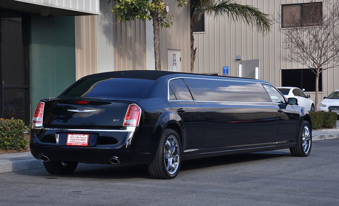 Limousine for Sale in Fontana, CA - Photo 7