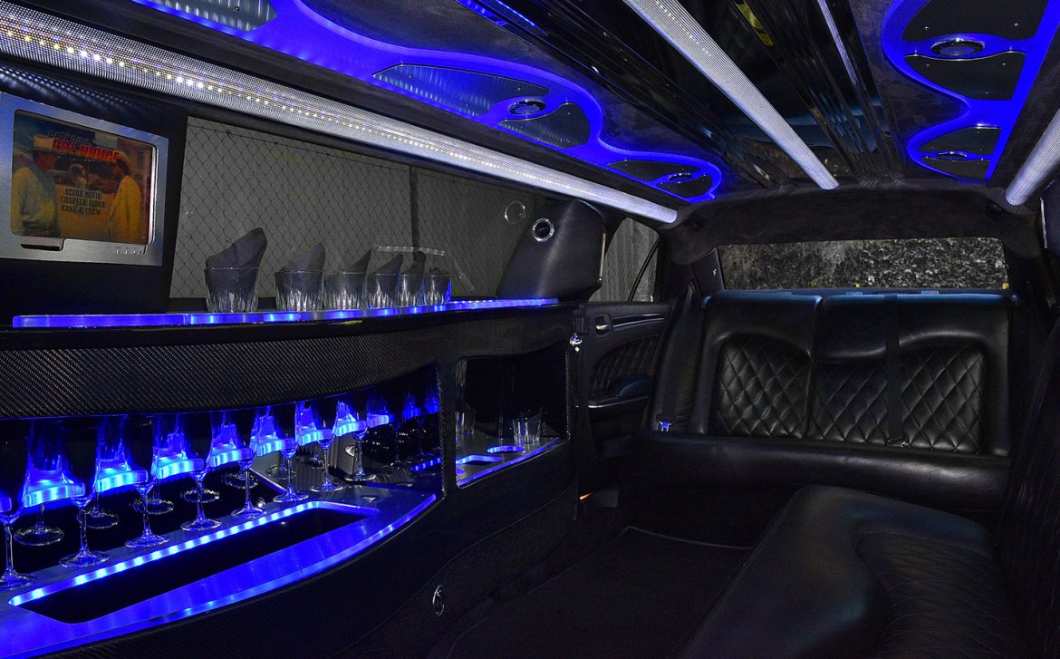 Limousine for Sale in Fontana, CA - Photo 11