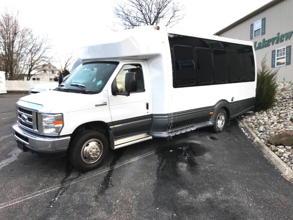 Shuttle Bus for Sale in Oaklyn, NJ - Photo 6