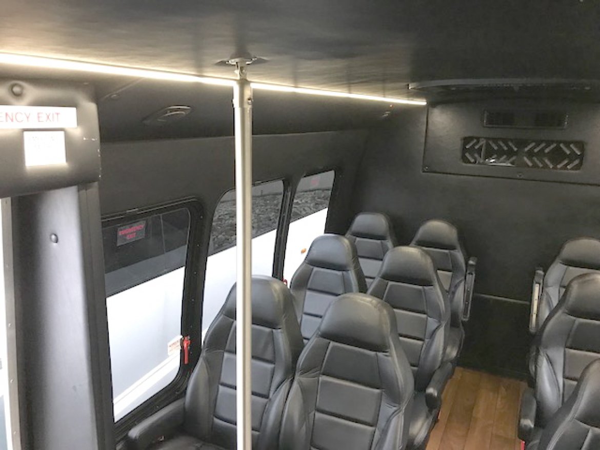 Shuttle Bus for Sale in Oaklyn, NJ - Photo 10