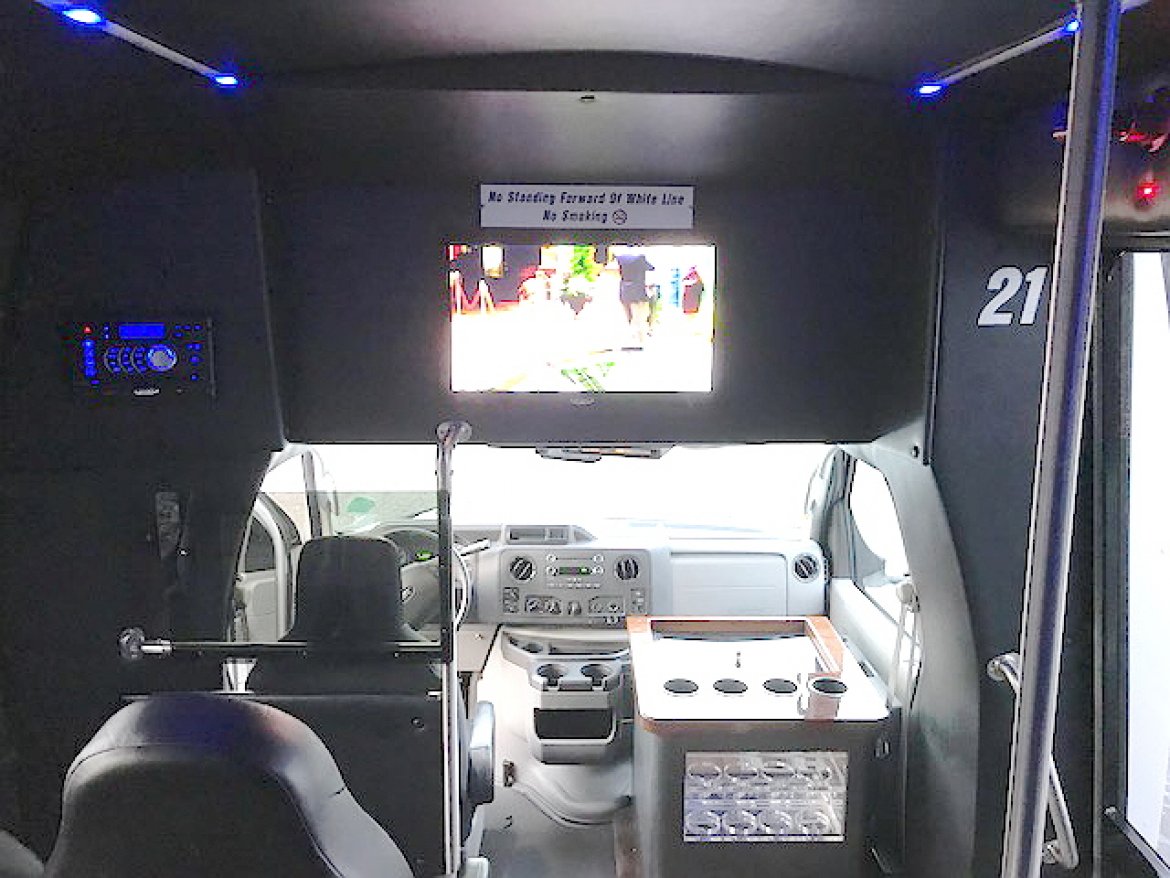 Shuttle Bus for Sale in Oaklyn, NJ - Photo 12