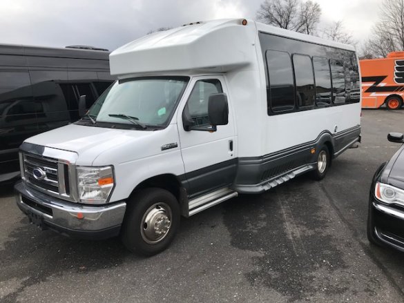 2014 Ford E-450 Shuttle Bus for Sale in Oaklyn, NJ - Main Photo