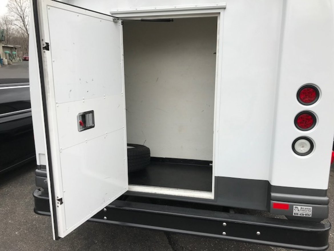 Shuttle Bus for Sale in Oaklyn, NJ - Photo 4