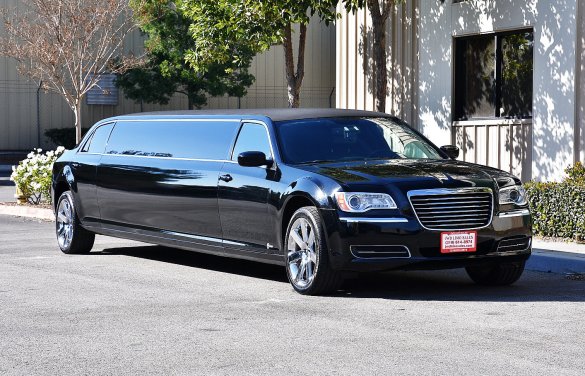 2014 Chrysler 300 Limousine for Sale in Fontana, CA - Main Photo