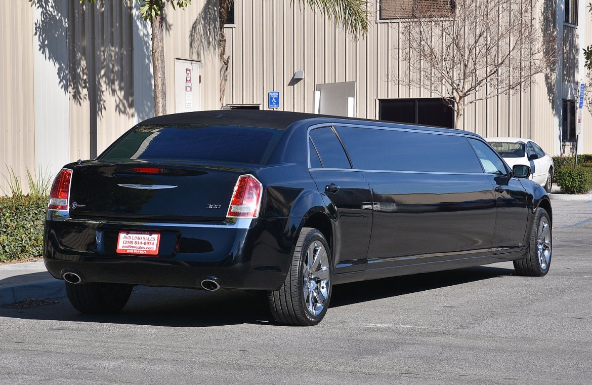 Limousine for Sale in Fontana, CA - Photo 7
