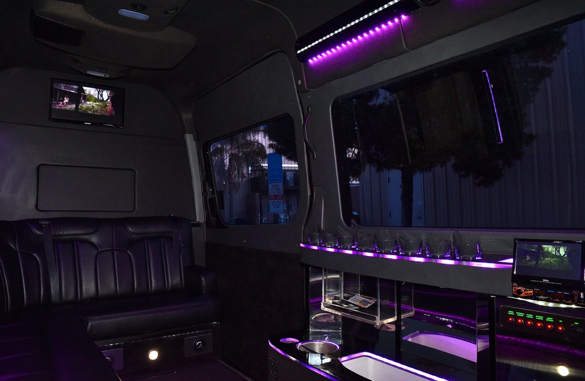 Sprinter for Sale in Fontana, CA - Photo 10