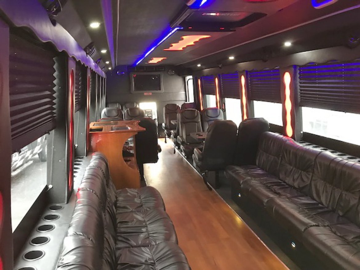 Shuttle Bus for Sale in Oaklyn, NJ - Photo 19