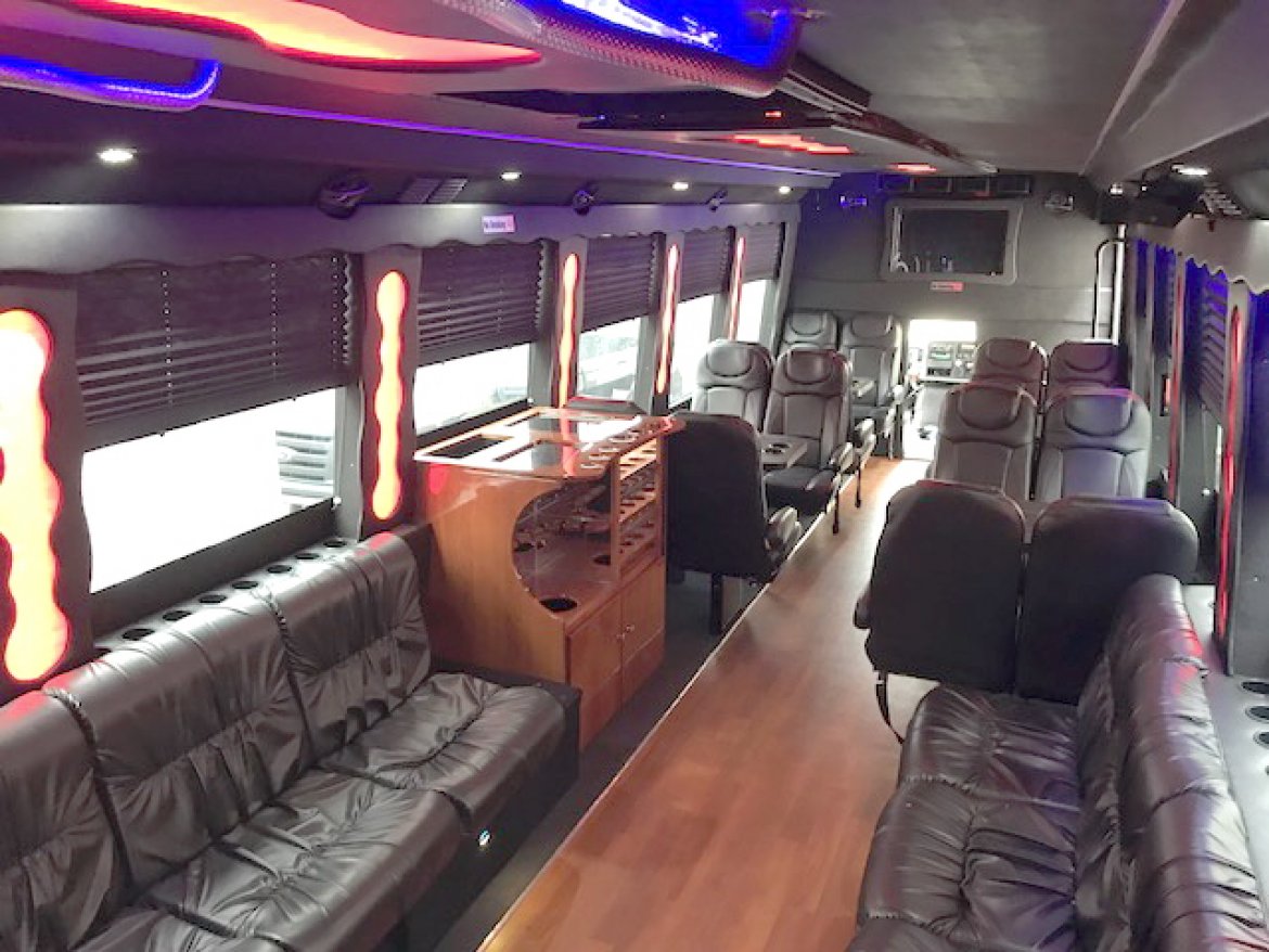 Shuttle Bus for Sale in Oaklyn, NJ - Photo 21