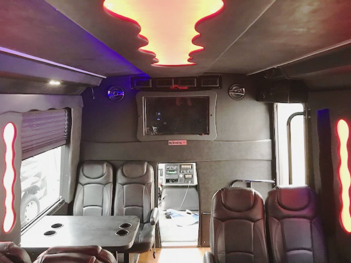 Shuttle Bus for Sale in Oaklyn, NJ - Photo 23