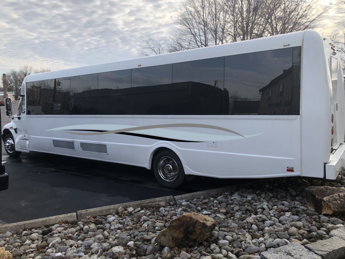 Shuttle Bus for Sale in Oaklyn, NJ - Photo 26