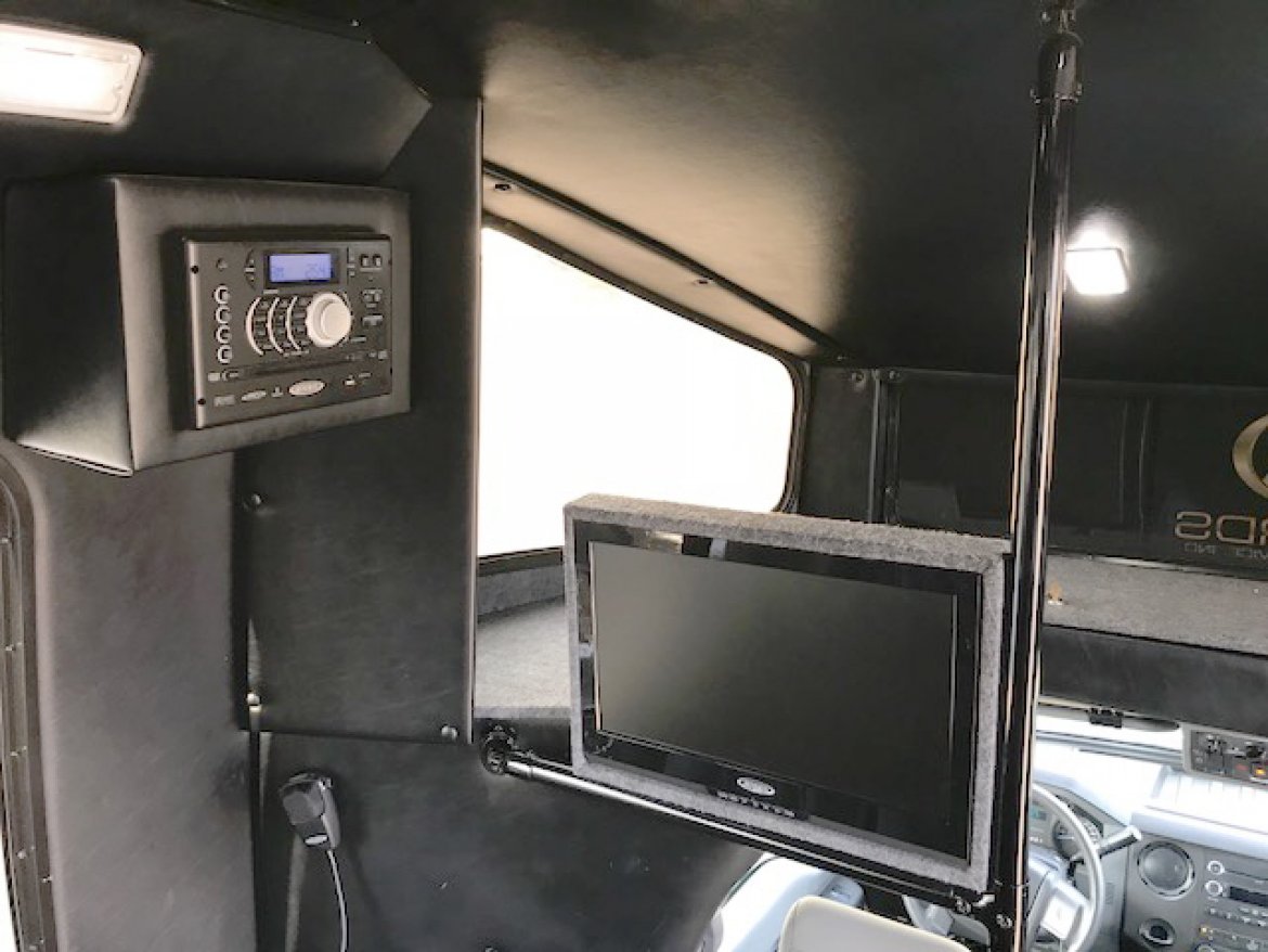 Shuttle Bus for Sale in Oaklyn, NJ - Photo 13