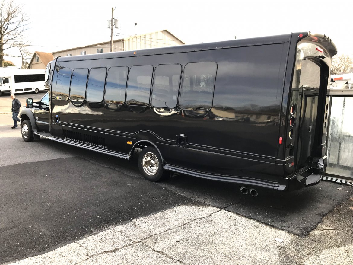 Shuttle Bus for Sale in Oaklyn, NJ - Photo 2